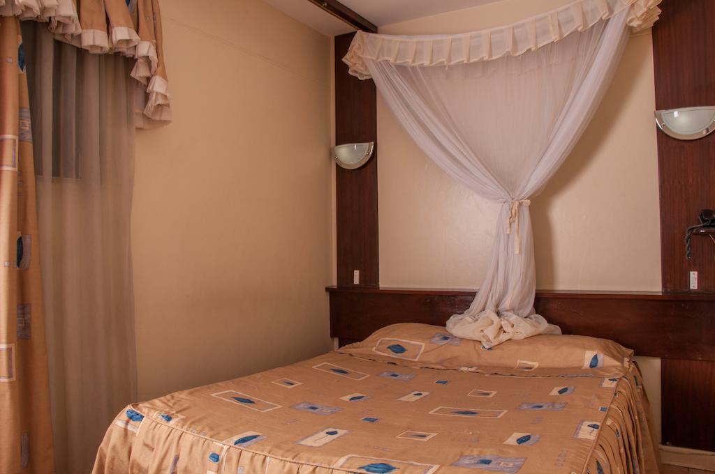 Blue Hut Hotel Nairobi Zimmer foto